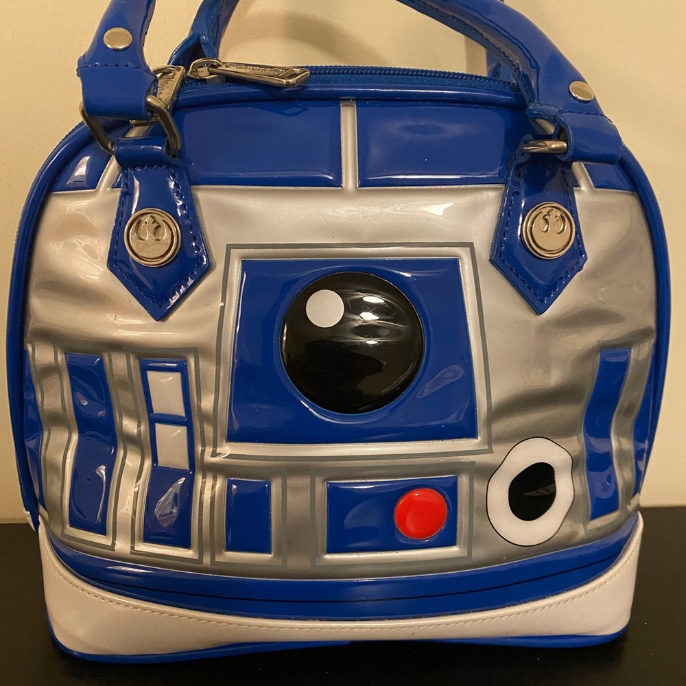 R2D2 loungefly purse